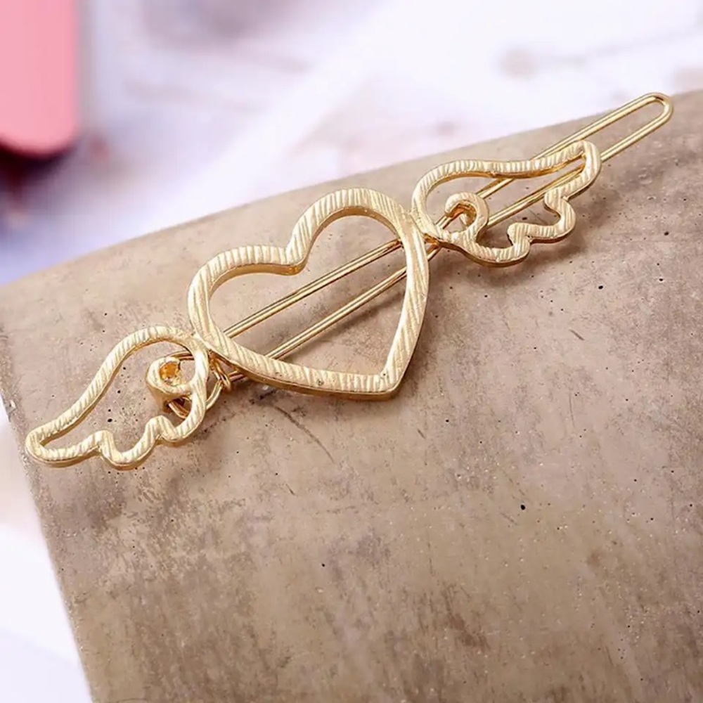 ⚜️[𝟯/$𝟭𝟴]⚜️Heart Wings Cute Barrette NEW - Picture 4 of 10